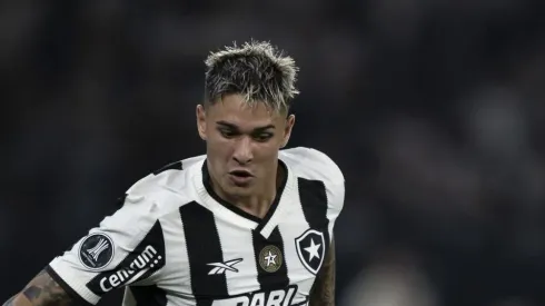 Mateo Ponte fala sobre Damián Suárez no Botafogo.