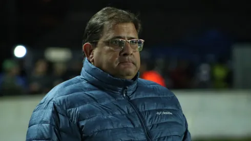 Guto Ferreira, técnico do Sport, no comando do clube contra o Operário no estádio Germano Kruger, pelo Campeonato Brasileiro da Série B, em 2019.