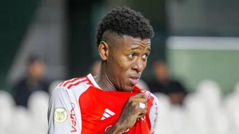 Vitão ainda pode sair do Inter.