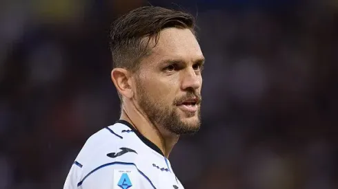 Rafael Tolói, alvo do Vasco, atuando no Atalanta-ITA