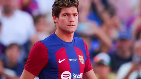 Marcos Alonso durante amistoso contra o Tottenham em 2023.