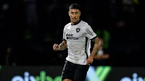 Philipe Sampaio, atuando pelo Botafogo.