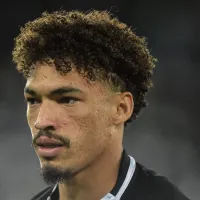 Botafogo recebe \'comunicado\' diretamente da França sobre Adryelson: \'Nesta sexta\'