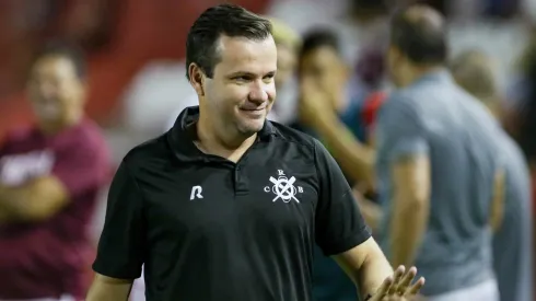 Daniel Paulista, técnico do CRB, durante partida contra o Nautico no estádio dos Aflitos pela Copa Do Nordeste 2024.