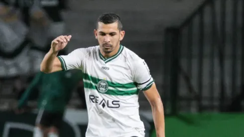 Bruno Melo repercute no Coritiba.