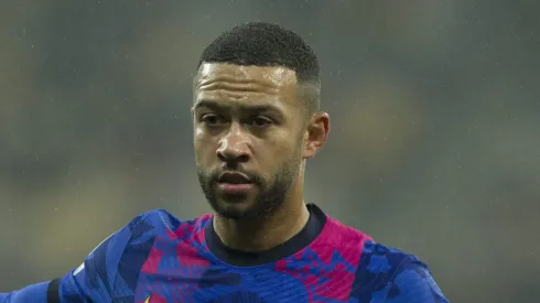 Depay interessa ao Corinthians.