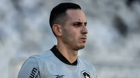 Gatito 'revive' polêmica com Bruno Henrique no Botafogo.