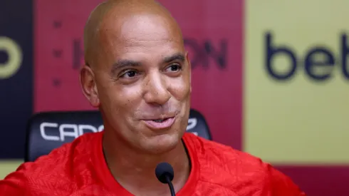 Pepa e apresentado como novo técnico do Sport no CT do clube pernambucano