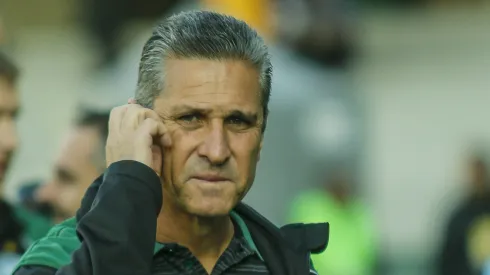 Jorginho critica a CBF.