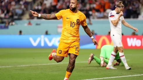 Memphis Depay durante confronto contra os Estados Unidos na Copa do Mundo de 2022.