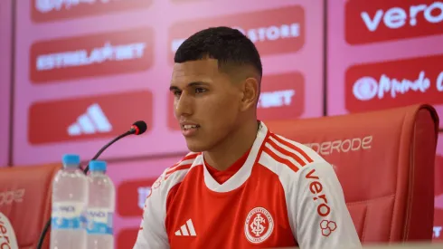 Apresentação de Braian Aguirre. Foto Ricardo Duarte/Internacional