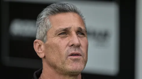 Jorginho tecnico do Vasco durante partida contra o Criciuma no estadio Sao Januario pelo campeonato Brasileiro B 2022. Técnico pode ver jogador do Coxa sair