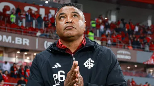 Roger Machado técnico do Internacional durante partida contra o Fortaleza no estadio Beira-Rio pelo campeonato Brasileiro A 2024.