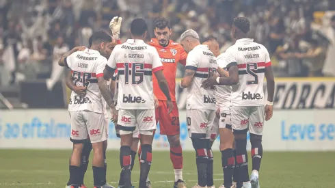 Zubeldía manda a real sobre o elendo após eliminação (Foto: Gilson Lobo/AGIF)