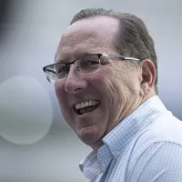 Dirigente exalta reforço de Textor no Botafogo: \'Barcelona fez proposta por ele\'