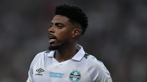 Jemerson está liberado para atuar pelo Grêmio.