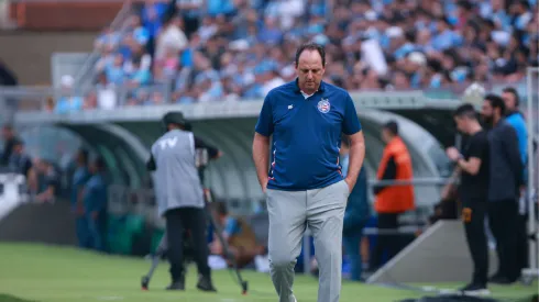 Rogério Ceni relacionou 25 jogadores - Foto: Maxi Franzoi/AGIF