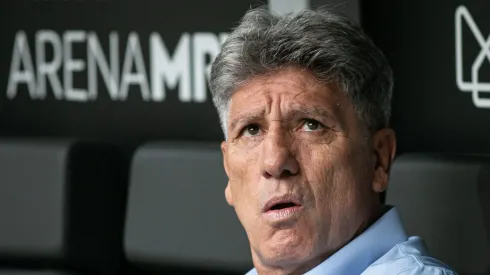 Renato Gaucho tecnico do Gremio durante partida contra o Atletico-MG no estadio Arena MRV pelo campeonato Brasileiro A 2023. Técnico não conta com o meio-campista para 2025