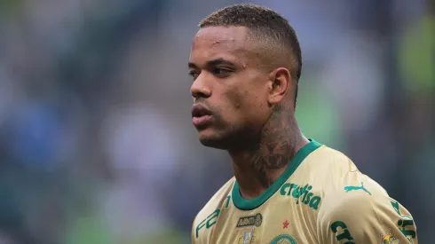 Caio Paulista jogador do Palmeiras durante partida contra o Criciuma no estadio Arena Allianz Parque pelo campeonato Brasileiro A 2024. Lateral vive situação complicada na carreira