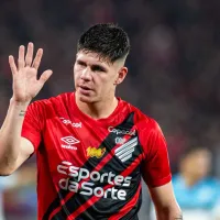 Situação de Zapelli é atualizada no Athletico após \'susto\' contra o Racing: \'É certo\'