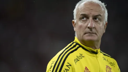 Dorival Júnior durante passagem pelo Flamengo em 2022.