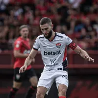 Wagner Leoanrdo avalia momento do Vitória e manda recado sobre o elenco: \'Não é fácil\'