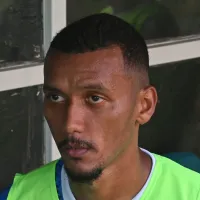 Rezende causa \'pânico\' no Bahia e Rogério Ceni se pronuncia: \'Tem sofrido com isso\'