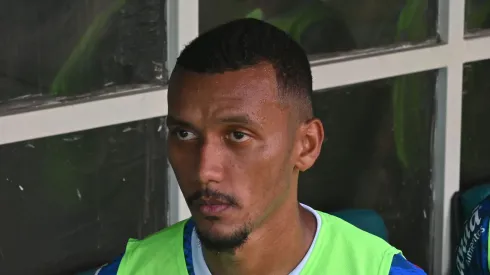 Rezende vira preocupação no Bahia.