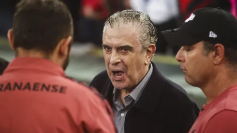 Mario Celso Petraglia presidente do Athletico-PR durante partida contra o Maringa(Foto: Gabriel Rosa Machado/AGIF)