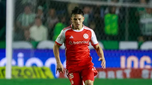 Bernabei jogando pelo Internacional