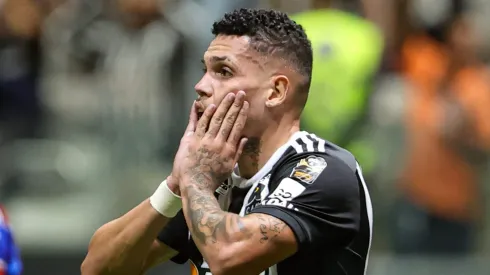 Paulinho, jogador do Atlético-MG