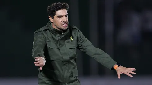 Abel Ferreira fala sobre polêmica em vitória do Palmeiras (Foto: Ettore Chiereguini/AGIF)