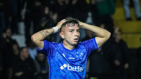 Barreal jogando pelo Cruzeiro