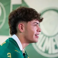 Giay \'reage\' no Palmeiras e decisão sobre o lateral é tomada por Abel