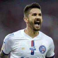 Rogério Ceni é sincero sobre posição de Everaldo no Bahia: \'melhor rendeu assim\'