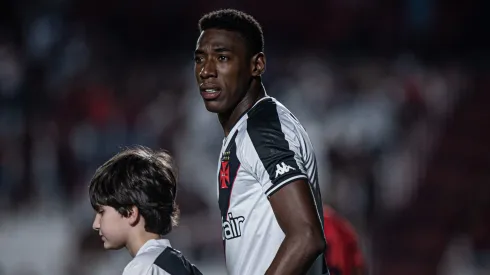 Rafael Paiva manda a real sobre Léo Pelé (Foto: Isabela Azine/AGIF)