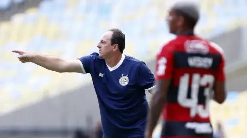 Jornalistas da Globo apontam Bahia como favorito contra Flamengo