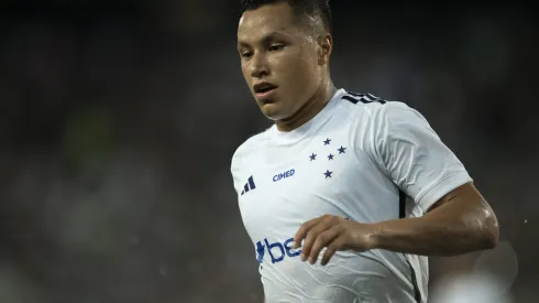 Marlon durante confronto contra o Botafogo no Campeonato Brasileiro de 2023.