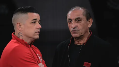 Ramón Díaz, treinador do Corinthians e D'Alessandro, ídolo e dirigente do Inter