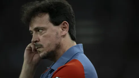 Diniz durante confronto contra o Fluminense no Brasileirão de 2024.