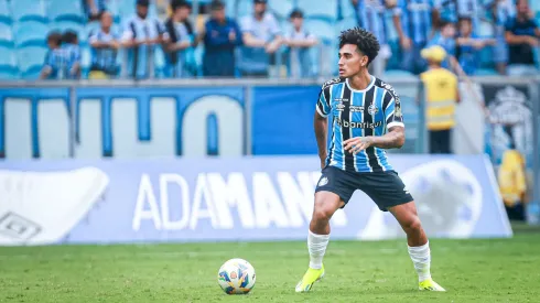 Du Queiroz jogador do Gremio durante partida contra o Santa Cruz-RS no estadio Arena do Gremio pelo campeonato Gaucho 2024.