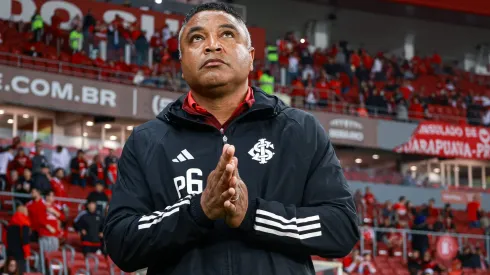 Gigantes da Premier league querem atacante do Inter (Foto: Maxi Franzoi/AGIF)