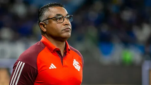 Roger Machado aprova e Inter quer volante do Bahia (Foto: Fernando Moreno/AGIF)