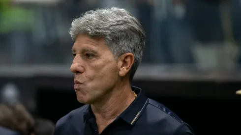 Renato surpreende e manda recado sobre clássico (Foto: Fernando Moreno/AGIF)