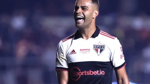 Alisson jogando pelo São Paulo