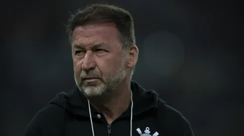 Augusto Melo, presidente do Corinthians, antes da partida contra o Fluminense, pelo Campeonato Brasileiro.