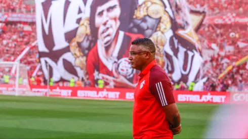 Roger Machado, técnico do Internacional, durante GreNal 443, pelo Campeonato Brasileiro.