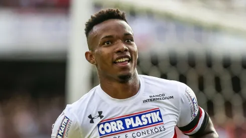 São Paulo tentou repatriar Thiago Mendes - Foto: Ale Cabral/AGIF.