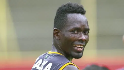 Ex-Vitória, zagueiro revela que esteve a um passo de defender o Bahia