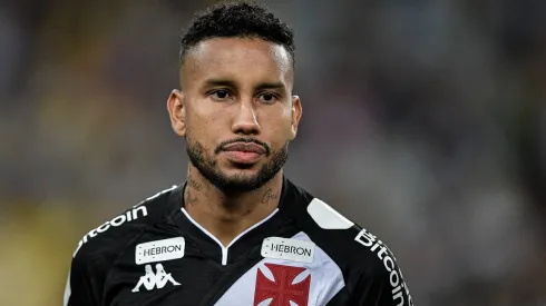 Jair jogador do Vasco durante partida contra o Fluminense no estadio Maracana pelo campeonato BRASILEIRO A 2023.